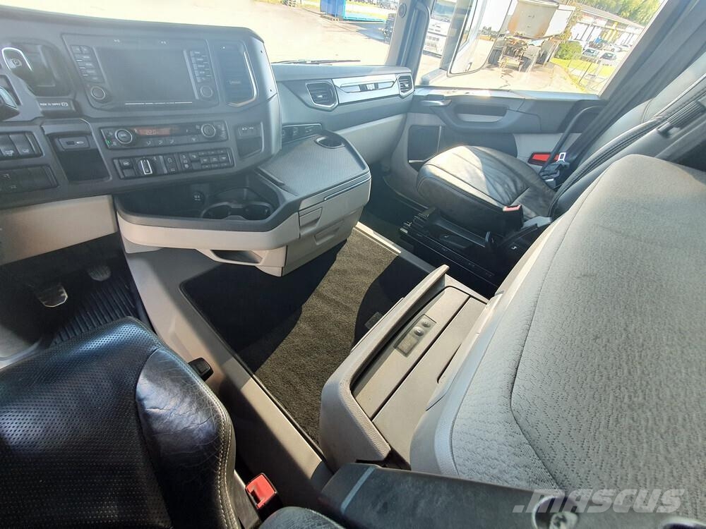 Scania R580 6x2 -19 Trekkers