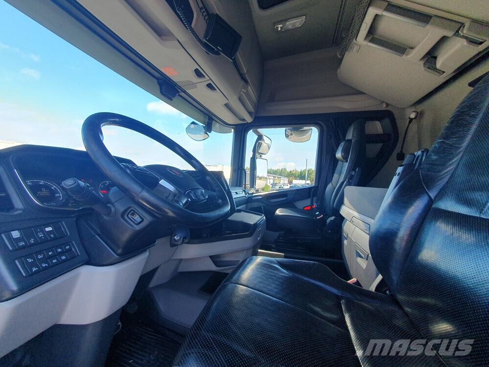 Scania R580 6x2 -19 Trekkers