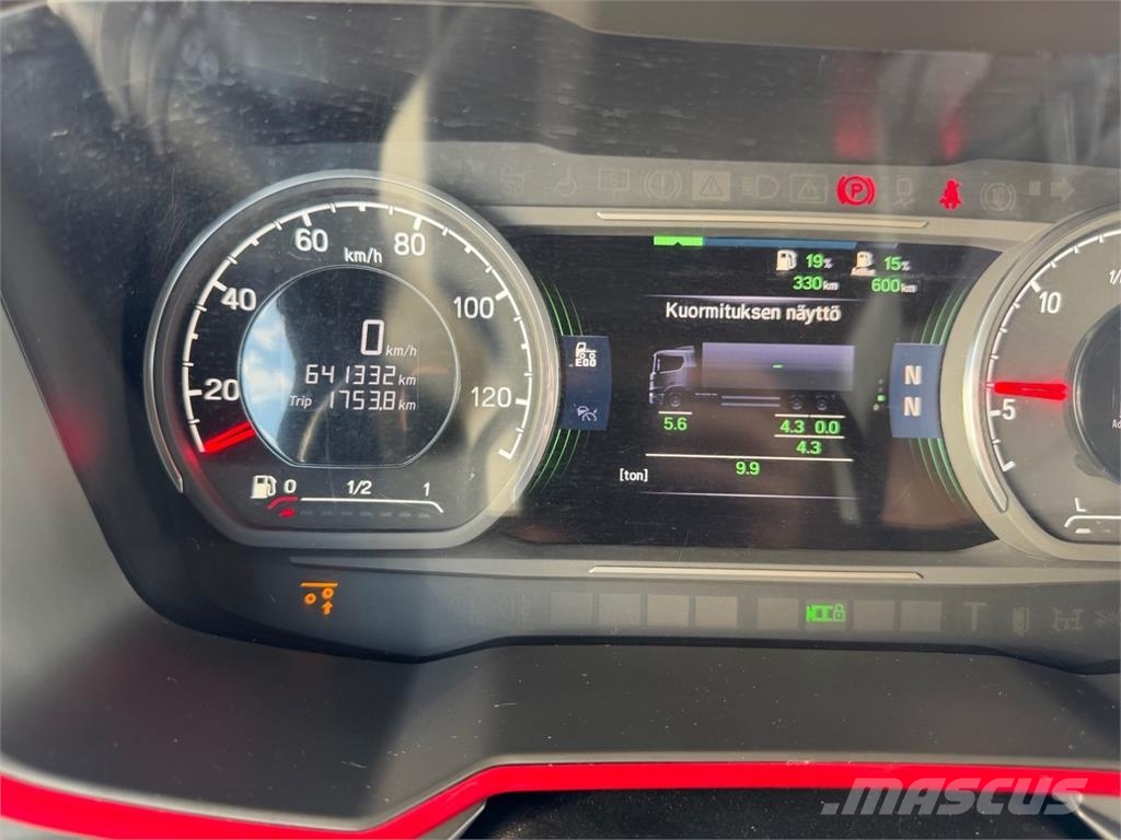 Scania R580 6x2 Euro6 hidastin Camiones con chasís y cabina