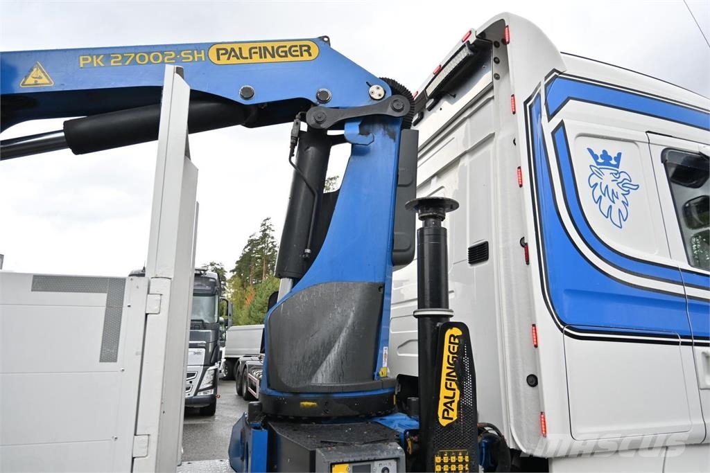 Scania R580 6x2 Palfinger Nosturiautot