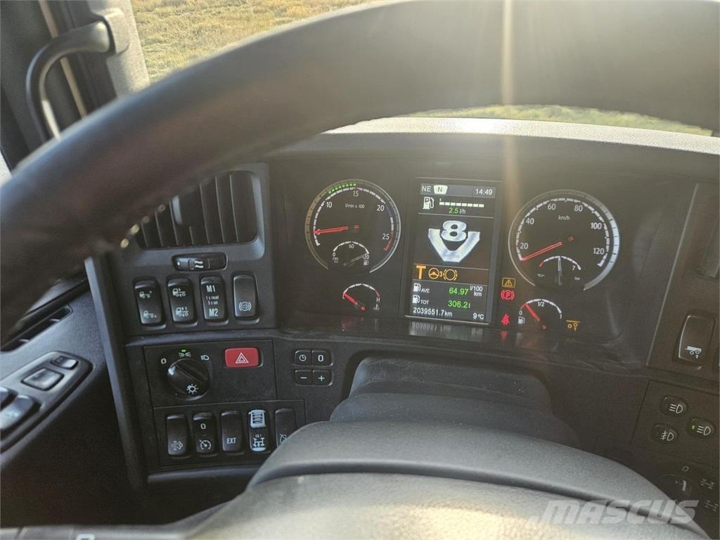 Scania R580 8x4 Kuorma-autoalustat