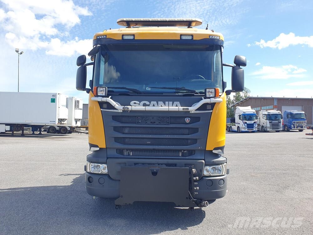 Scania R580 8x4 -17 Komunalna vozila