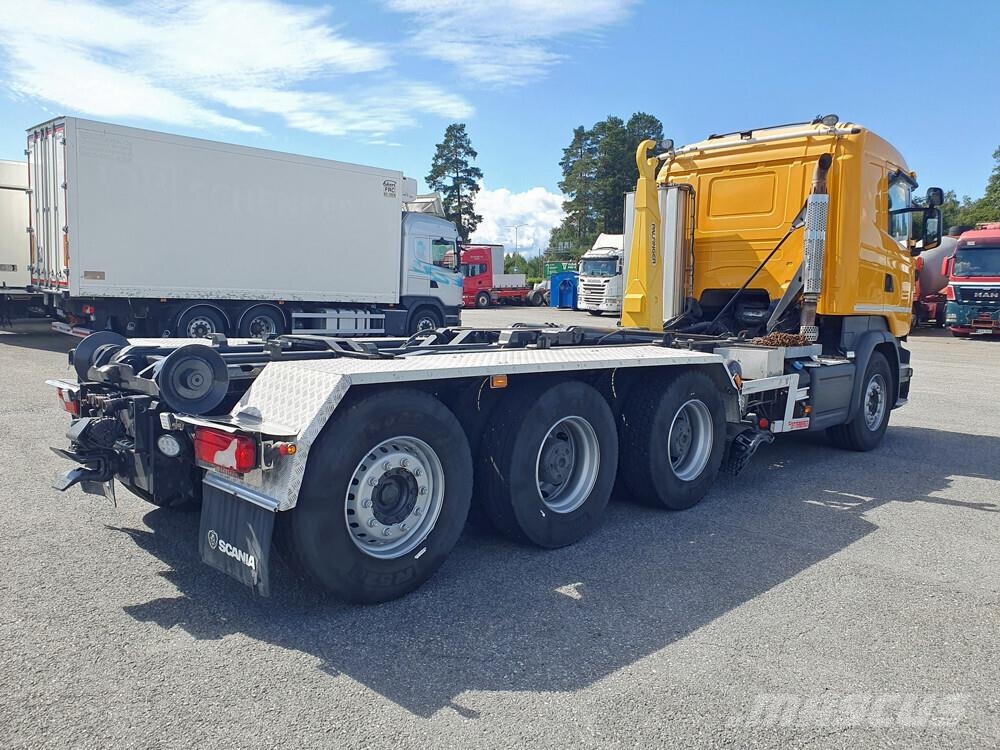 Scania R580 8x4 -17 Komunalna vozila