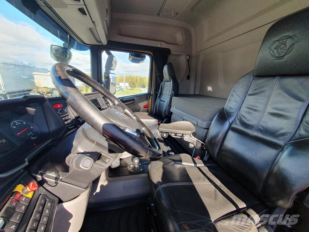 Scania R580 8x4 -19 مركبات الأغراض العامة