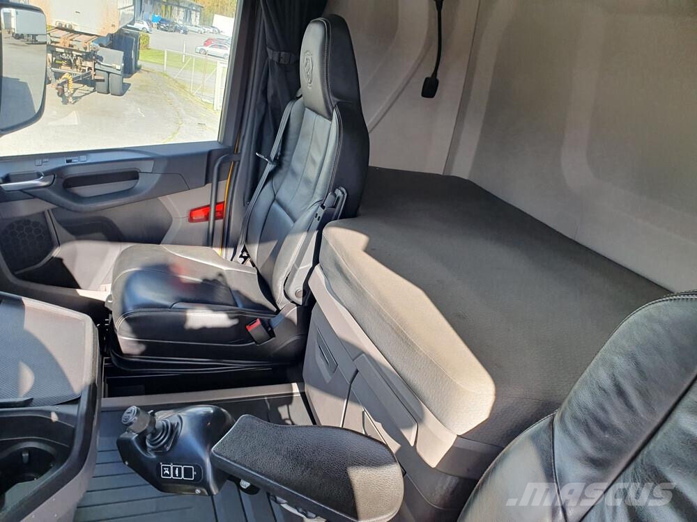 Scania R580 8x4 -19 مركبات الأغراض العامة