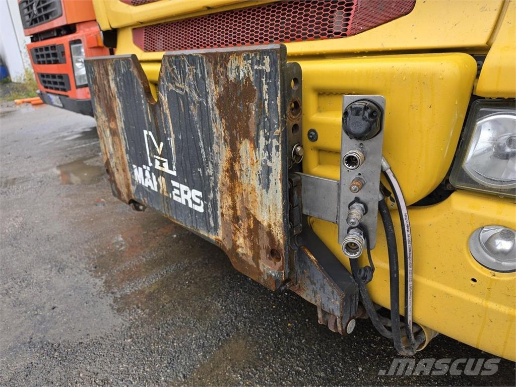 Scania R730 8X4, Joab Koukkulaite, Aurapuskuri Rol kiper kamioni s kukama za dizanje