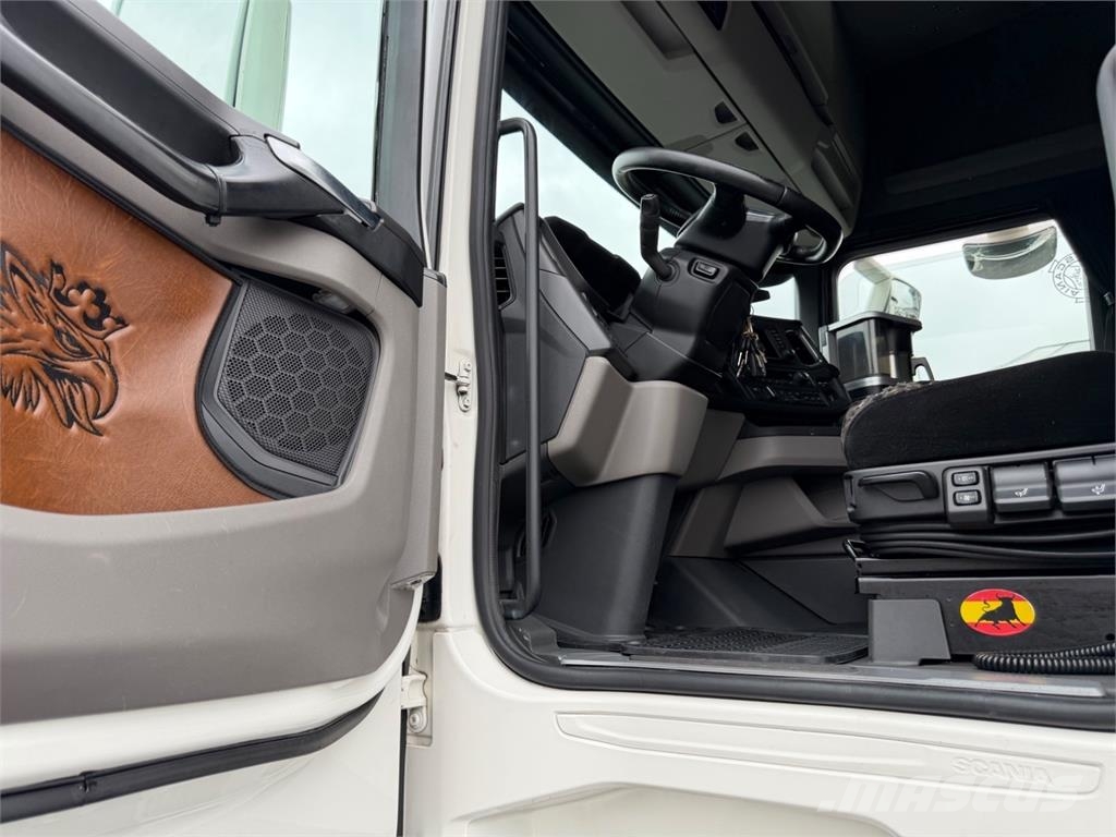 Scania S540 6x2 hidastin Täysilma Prime Movers
