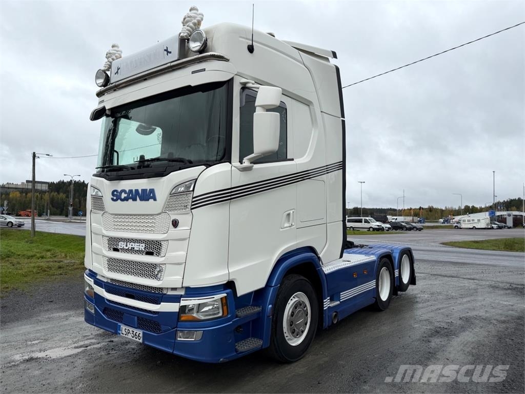 Scania S540 6x2 hidastin Täysilma Vilcēji