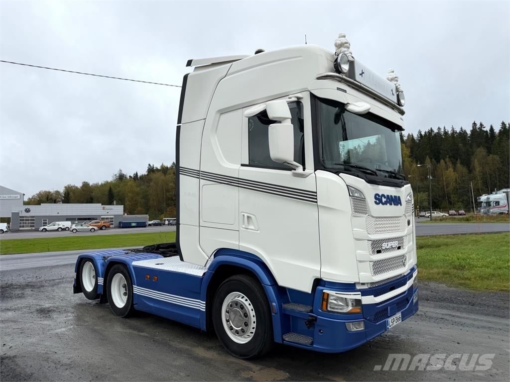 Scania S540 6x2 hidastin Täysilma Vilcēji