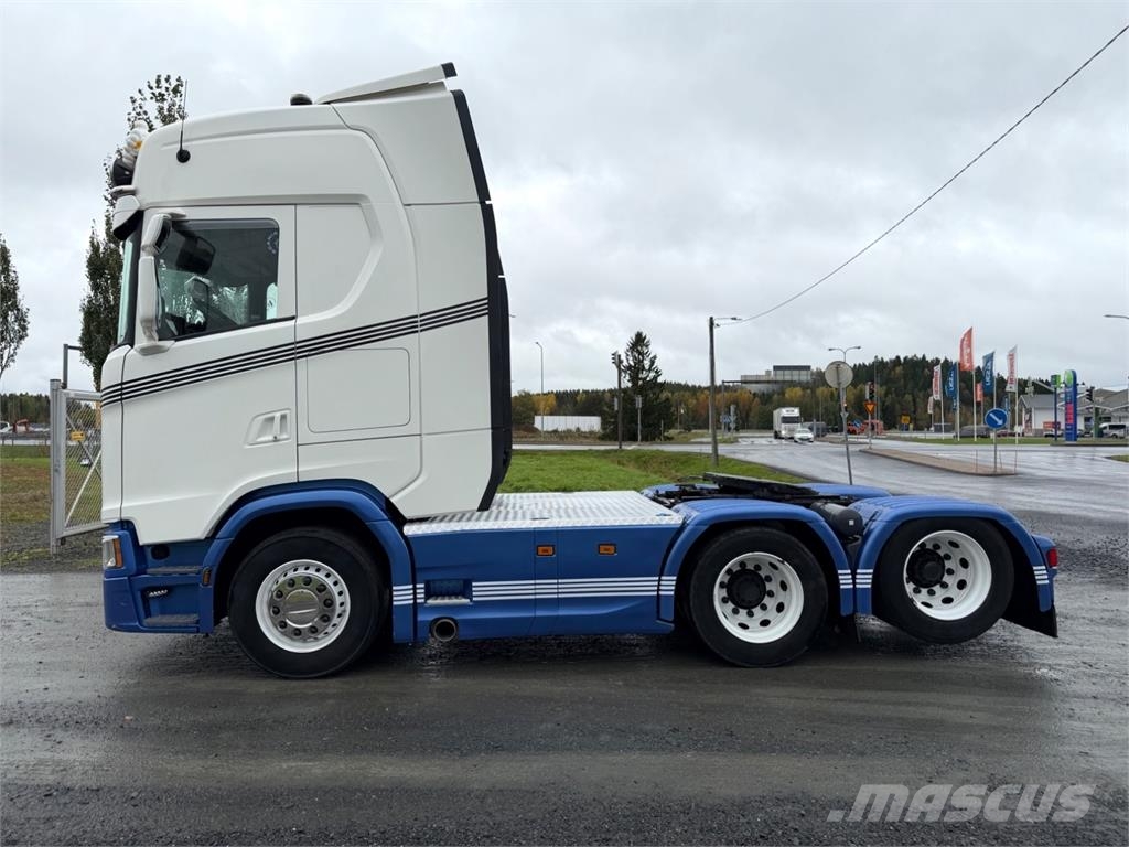 Scania S540 6x2 hidastin Täysilma Vilcēji
