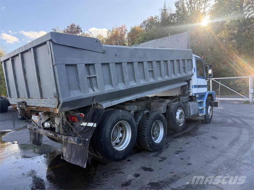 Scania T 113 320 8x2 Kipper