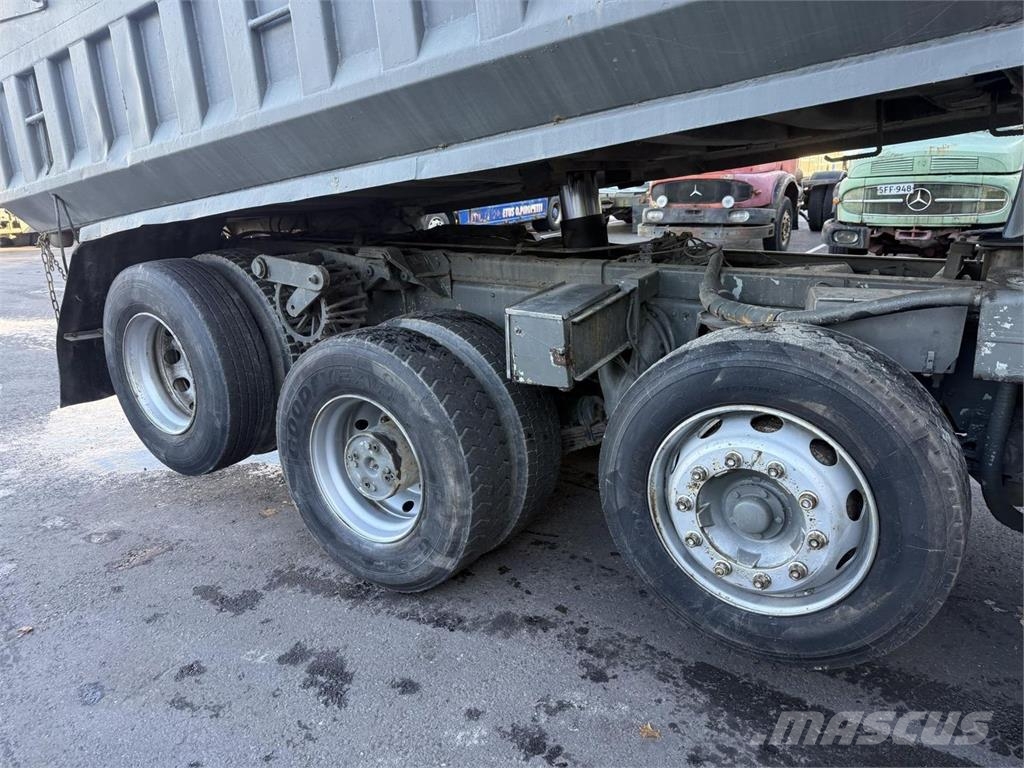 Scania T 113 320 8x2 Kipper