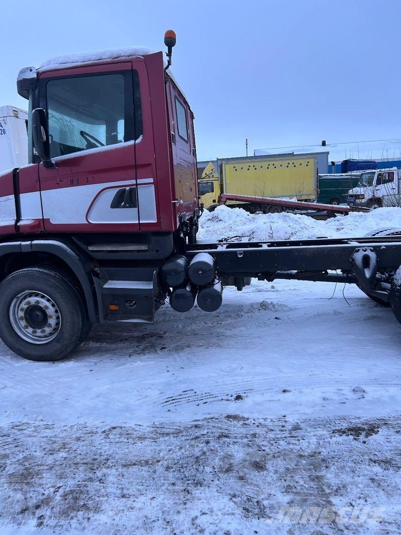 Scania T 144 Šasija ar kabīni