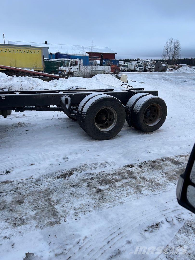 Scania T 144 Šasija ar kabīni