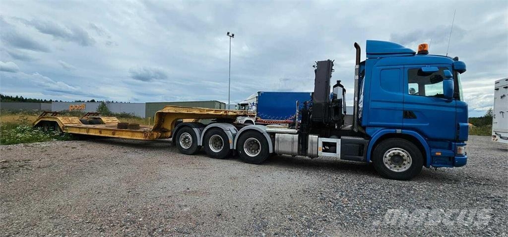Siimet PPV lavetti ja Scania 144 Hiab 330-5 nosturil Low loader-semi-trailers