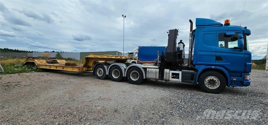 Siimet PPV lavetti ja Scania 144 Hiab 330-5 nosturil Low loader-semi-trailers