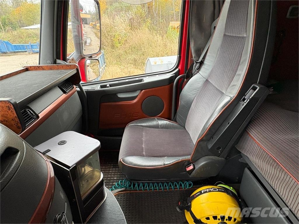 Siimet T390-56 + Volvo FH16 660 Yhdistelmä 로우 로더-세미 트레일러