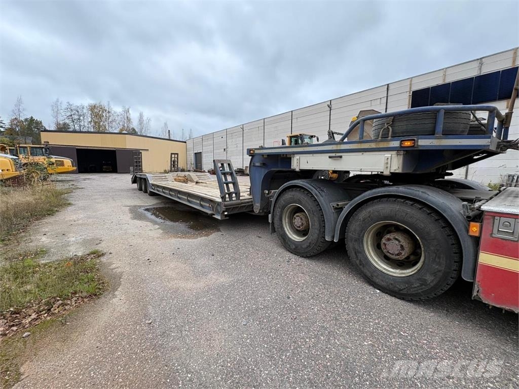 Siimet T390-56 + Volvo FH16 660 Yhdistelmä 로우 로더-세미 트레일러