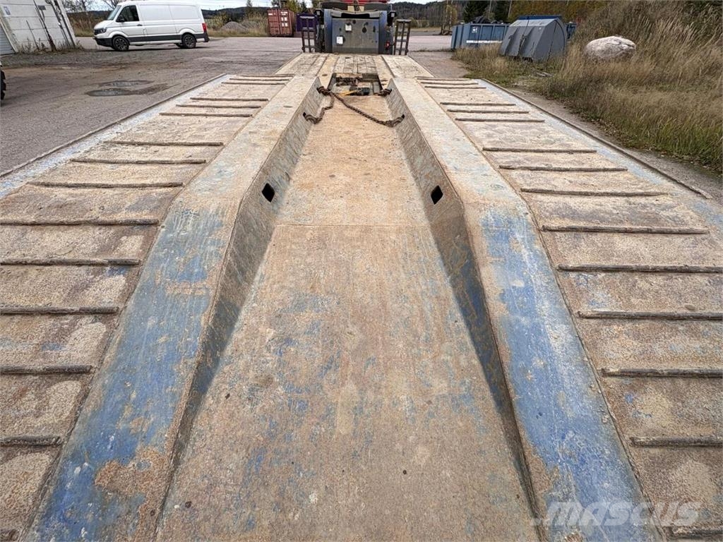 Siimet T390-56 + Volvo FH16 660 Yhdistelmä 로우 로더-세미 트레일러