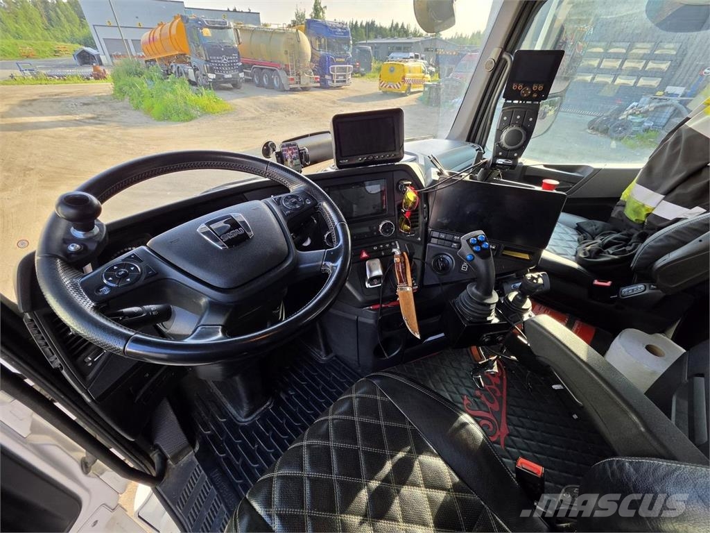 Sisu CK16M 10X4 Tiehoitoauto Pojazdy komunalne