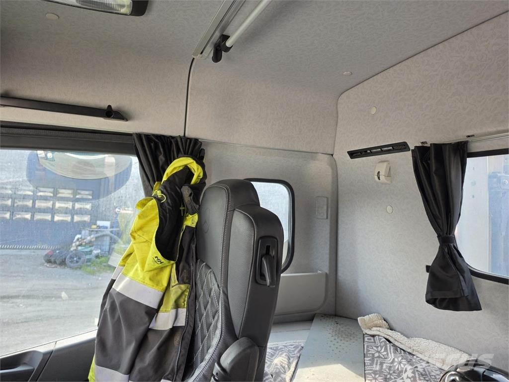 Sisu CK16M 10X4 Tiehoitoauto Pojazdy komunalne