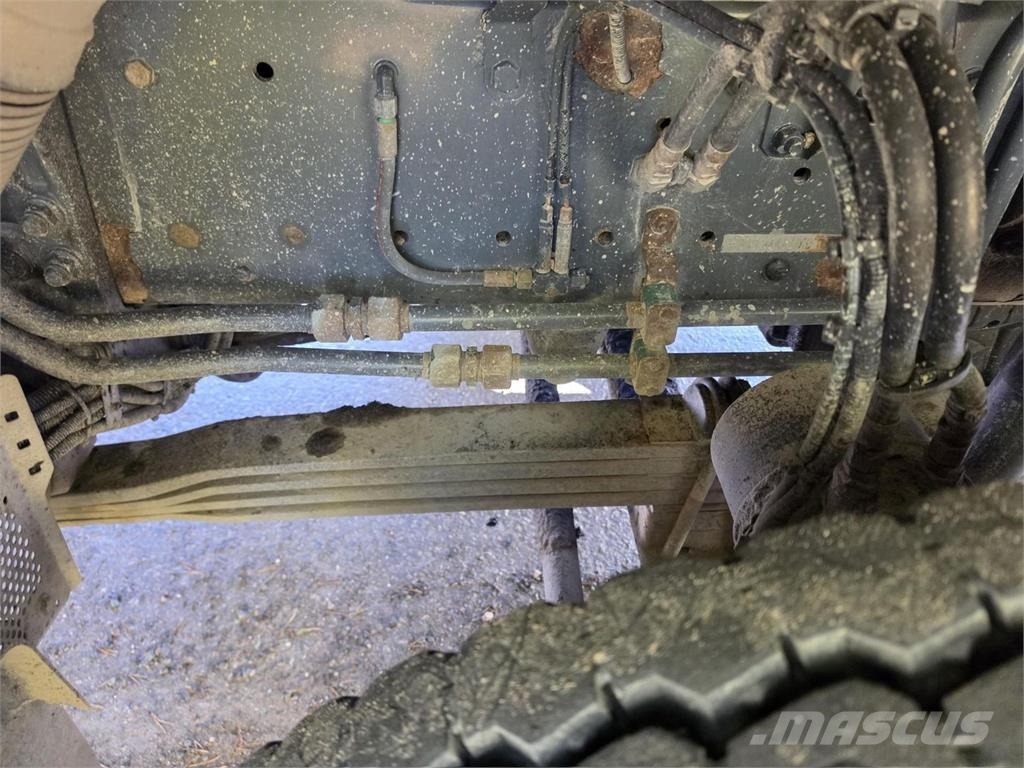Sisu CM16M 8x4 Tienhoitoauto Pilsētas atkritumvedēji