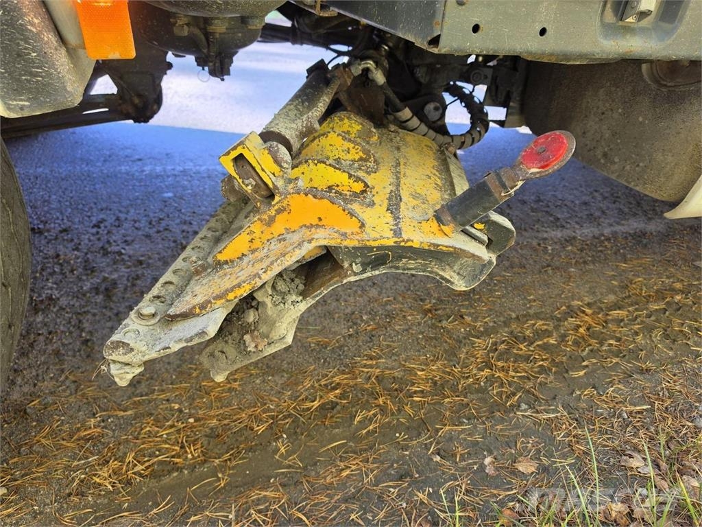 Sisu CM16M 8x4 Tienhoitoauto Pilsētas atkritumvedēji