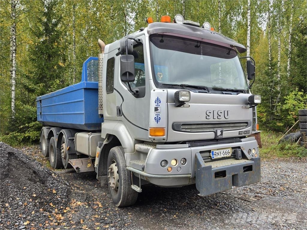 Sisu E11 8X2 Tienhoitoauto Pilsētas atkritumvedēji