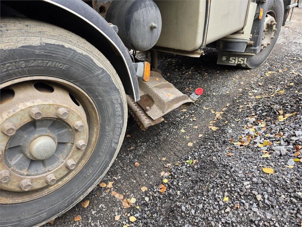 Sisu E11 8X2 Tienhoitoauto Pilsētas atkritumvedēji