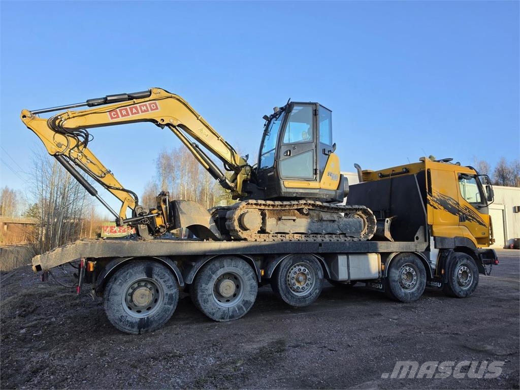 Sisu E13 500 10X4 Kaivinkoneritilä Camiones de transporte de maquinaria forestal