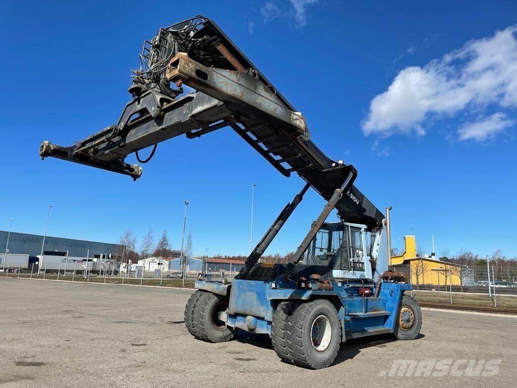 Sisu konttikurottaja Carrelli elevatori