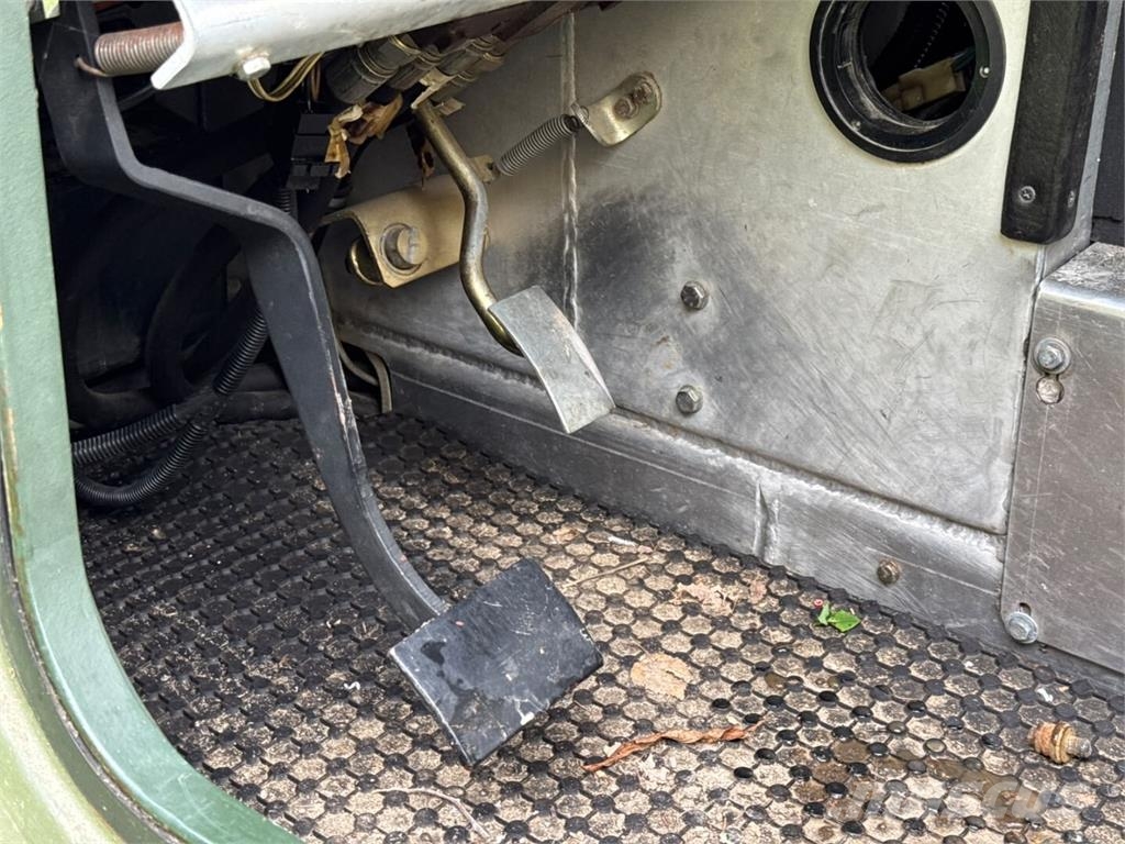 Sisu NA-140BT Umpikorikuorma-autot