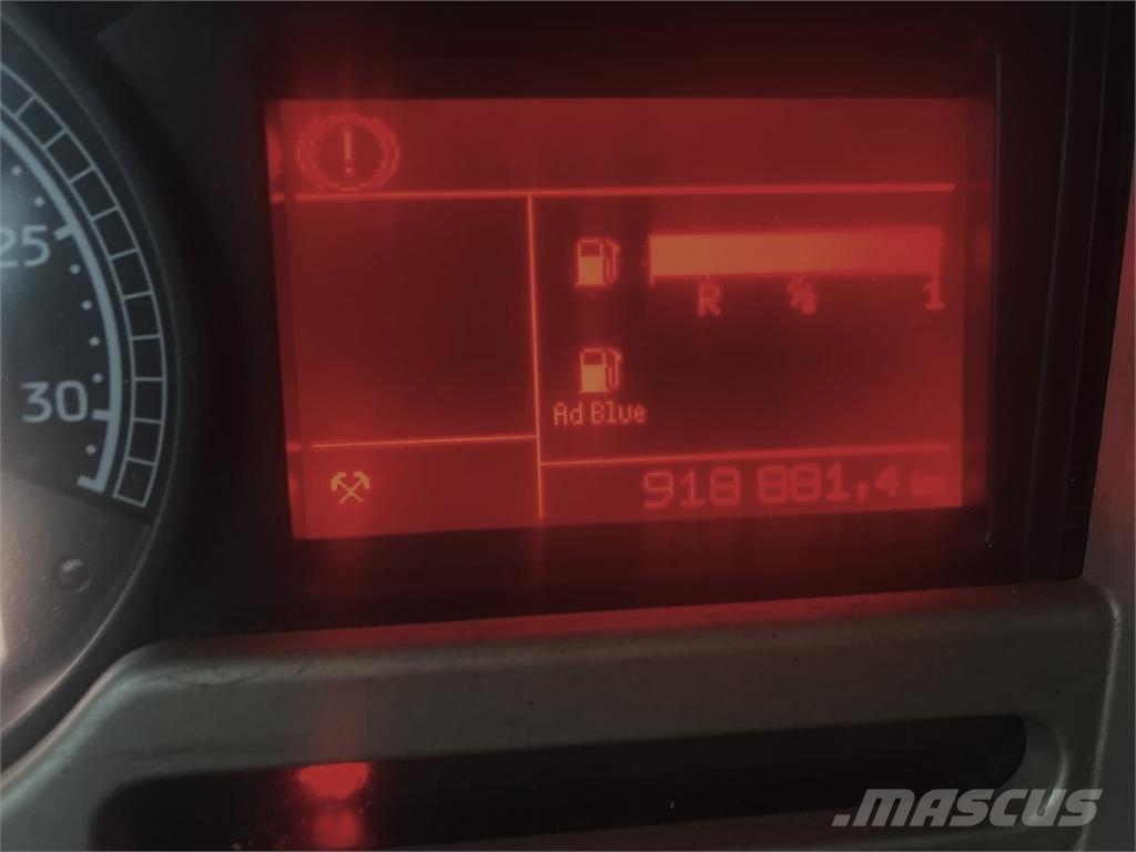 Sisu R500 شاحنات قلابة