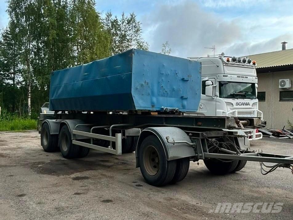 Sisu R500 شاحنات قلابة