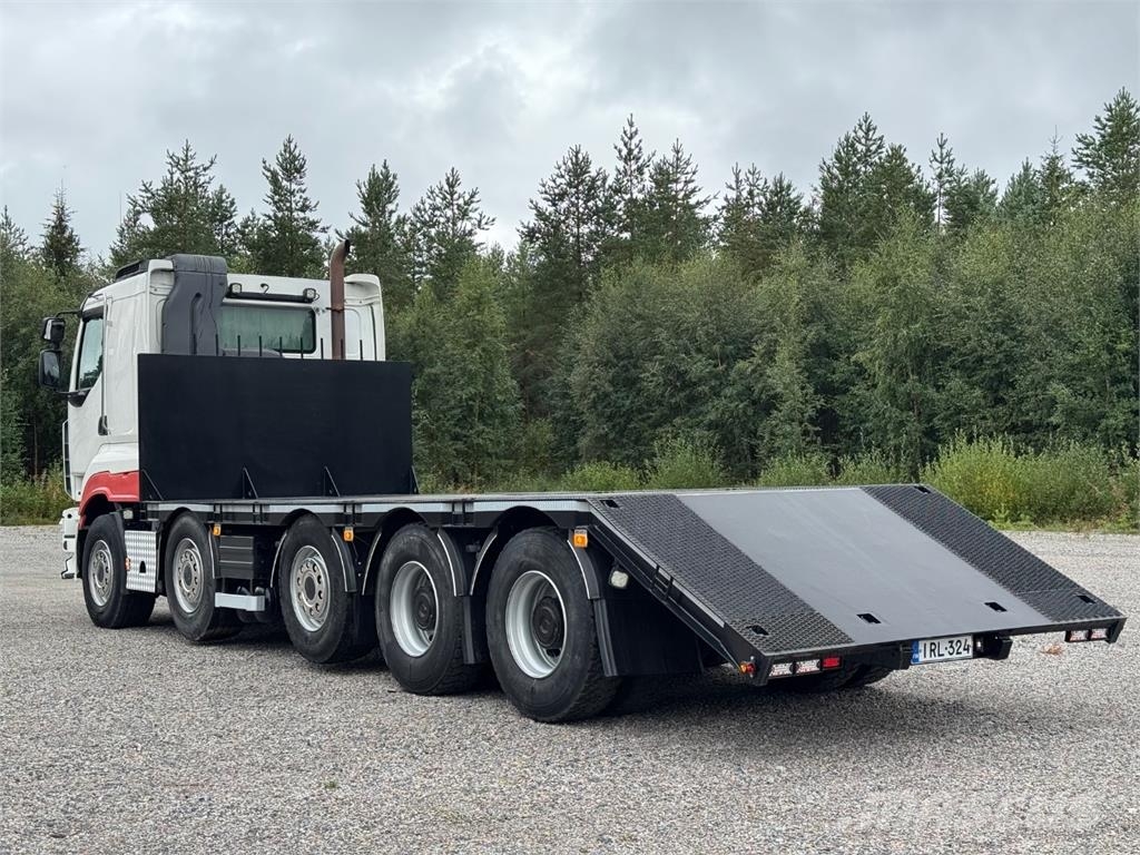 Sisu R500 10x4 Camiones de transporte de maquinaria forestal