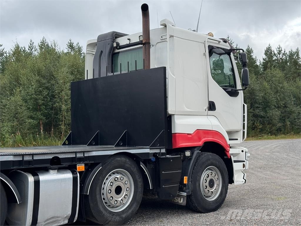Sisu R500 10x4 Camiones de transporte de maquinaria forestal