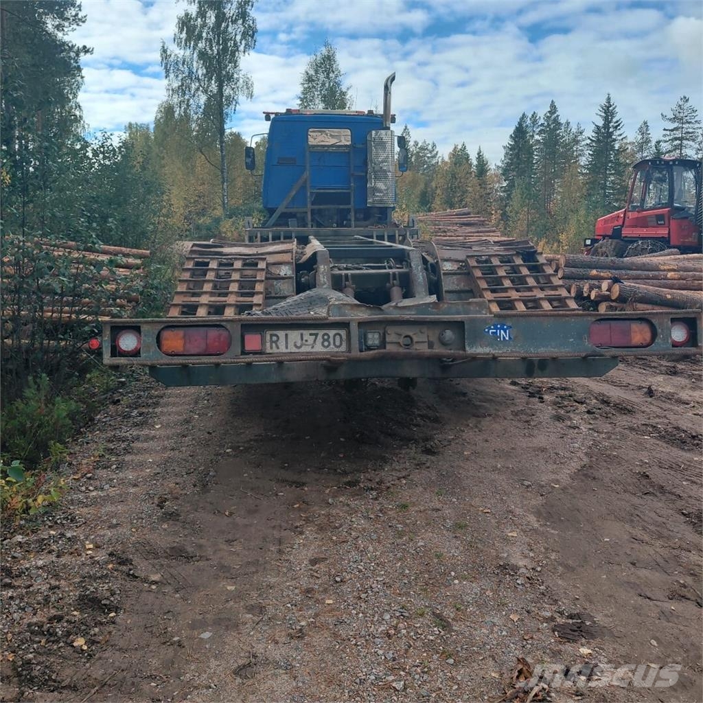 Sisu Select 445 Autotransporteri