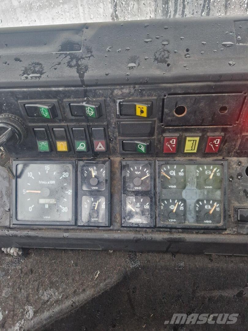 Sisu Vetomestari 6.7 Camiones tractor