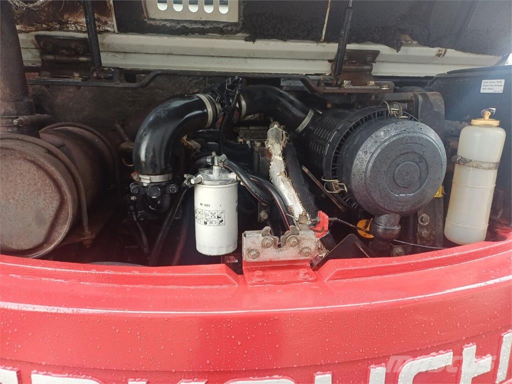 Takeuchi TB180FR Kallistuvalla liittimellä Vidēja lieluma ekskavatori 7 t - 12 t