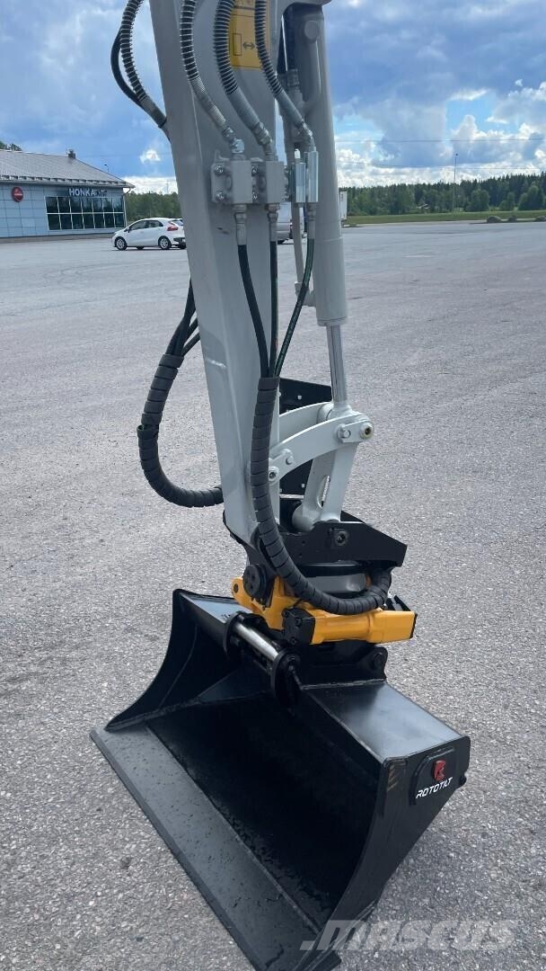 Takeuchi TB230 Engcon Εκσκαφάκι (διαβολάκι) < 7t