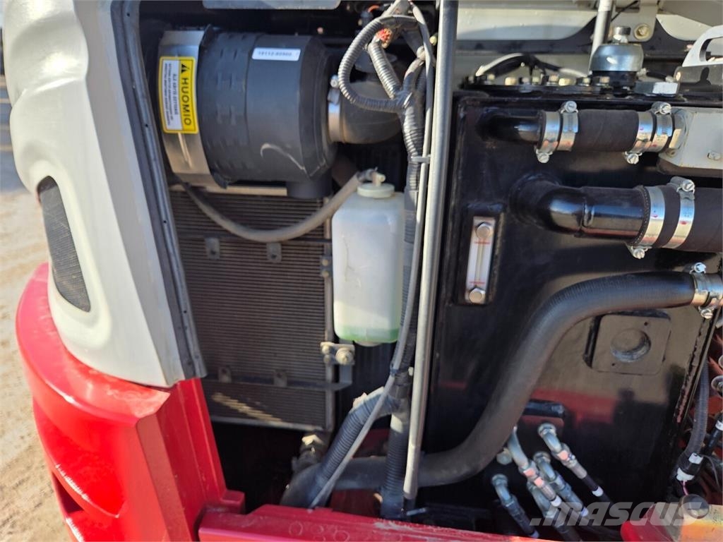 Takeuchi TB260 Εκσκαφάκι (διαβολάκι) < 7t