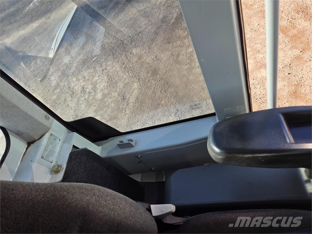 Takeuchi TB260 Εκσκαφάκι (διαβολάκι) < 7t