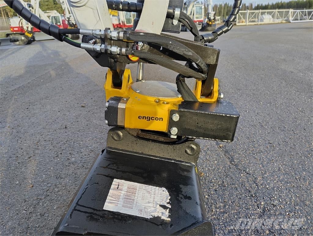 Takeuchi TB320 UUTUUS Εκσκαφάκι (διαβολάκι) < 7t