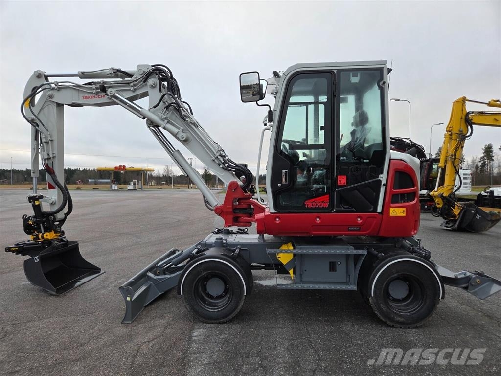 Takeuchi TB370w Lastik tekerli ekskavatörler