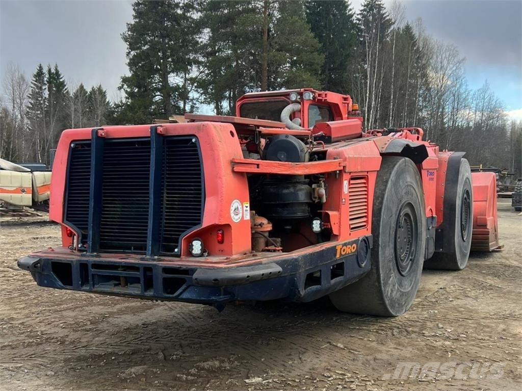 Tamrock TORO T0010 Wielladers