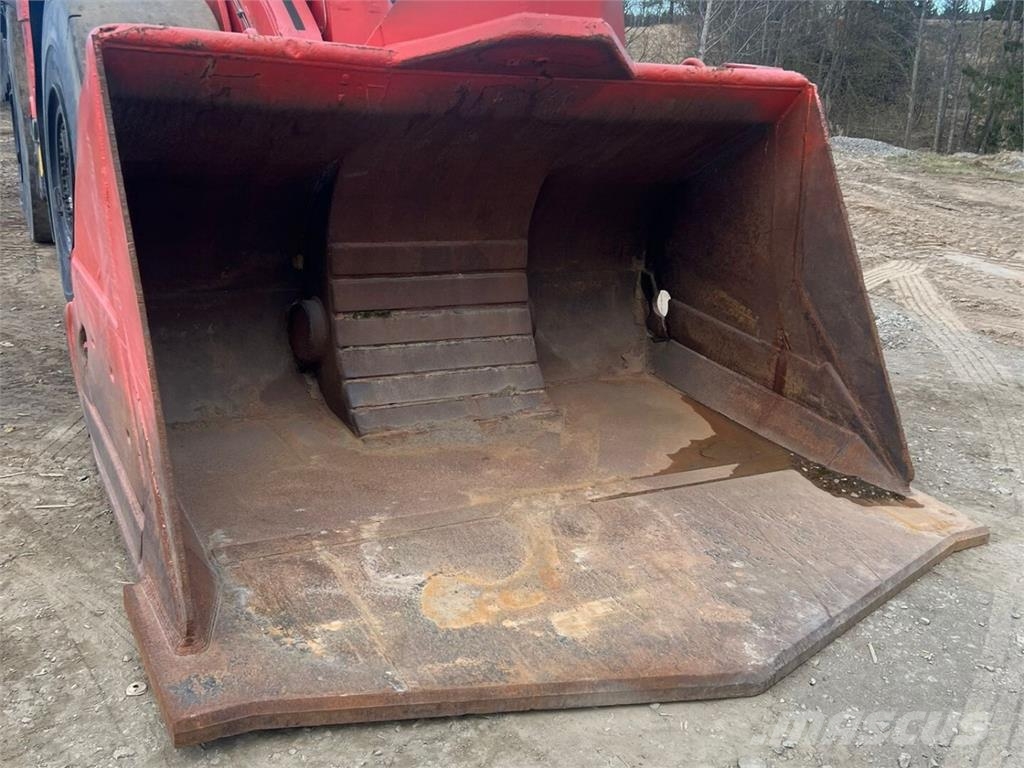 Tamrock TORO T0010 Wielladers