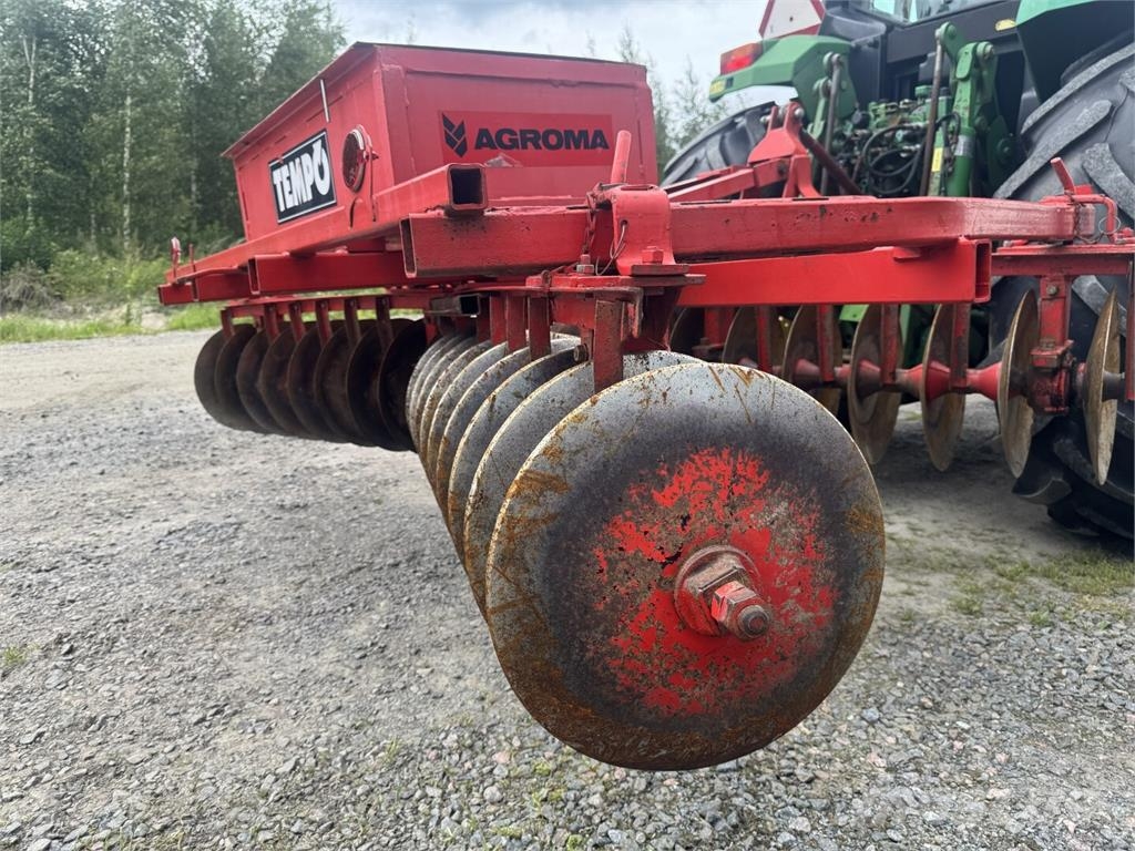 Tempo 3M HYVÄKUNTOINEN LAUTASMUOKKAIN EDULLISESTI Дискови брани
