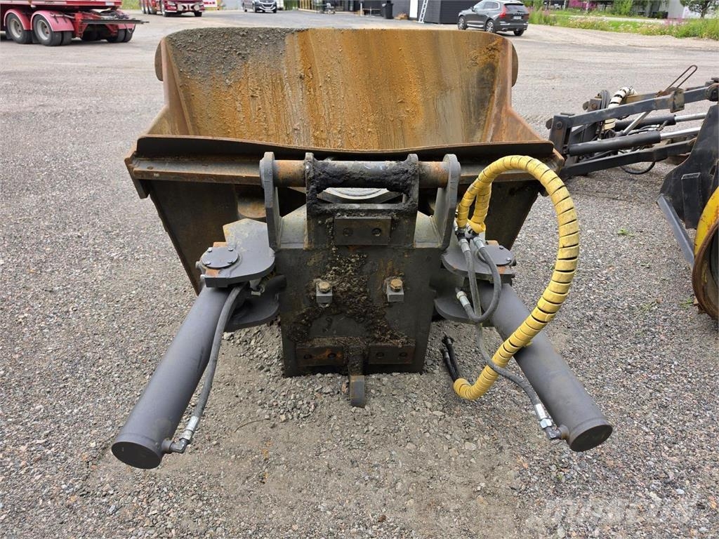  Terästyö T.Salminen Oy Kallistuva Luiskakauha NTP3 Buckets