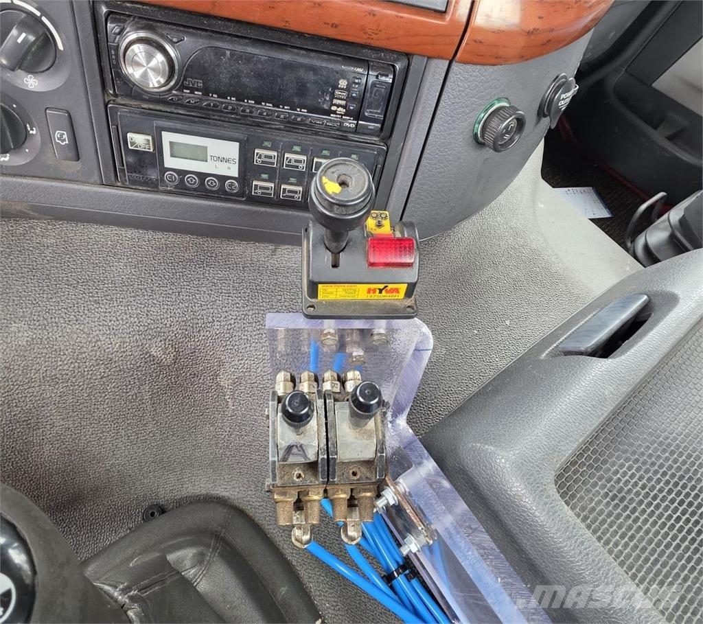 Terberg FM-2000-T Kaivinkoneritilä 8X8 Грузовики для лесозаготовок