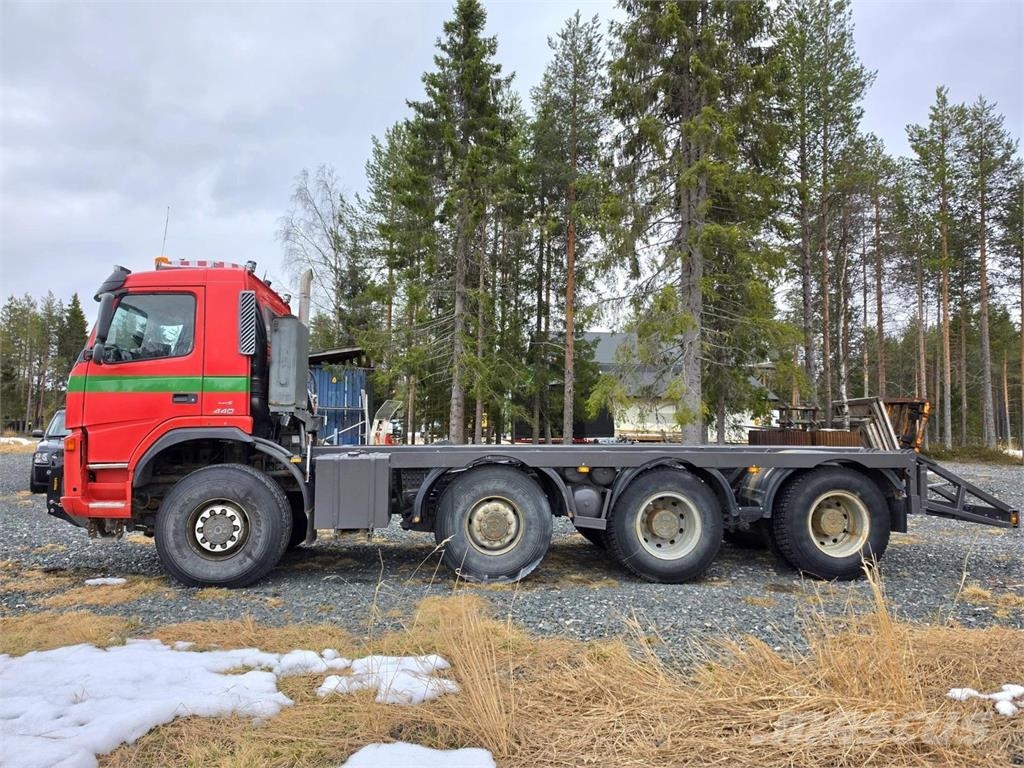Terberg FM-2000-T Kaivinkoneritilä 8X8 Грузовики для лесозаготовок